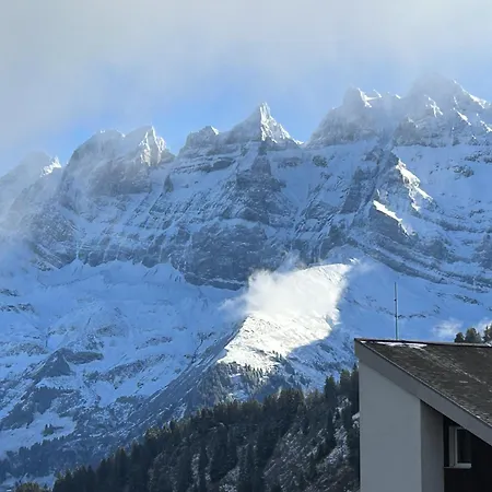 Le Pacheu * לה קרוסט